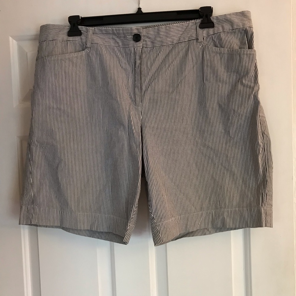 SALE:  Lands’ End Blue Seersucker Shorts Size 18